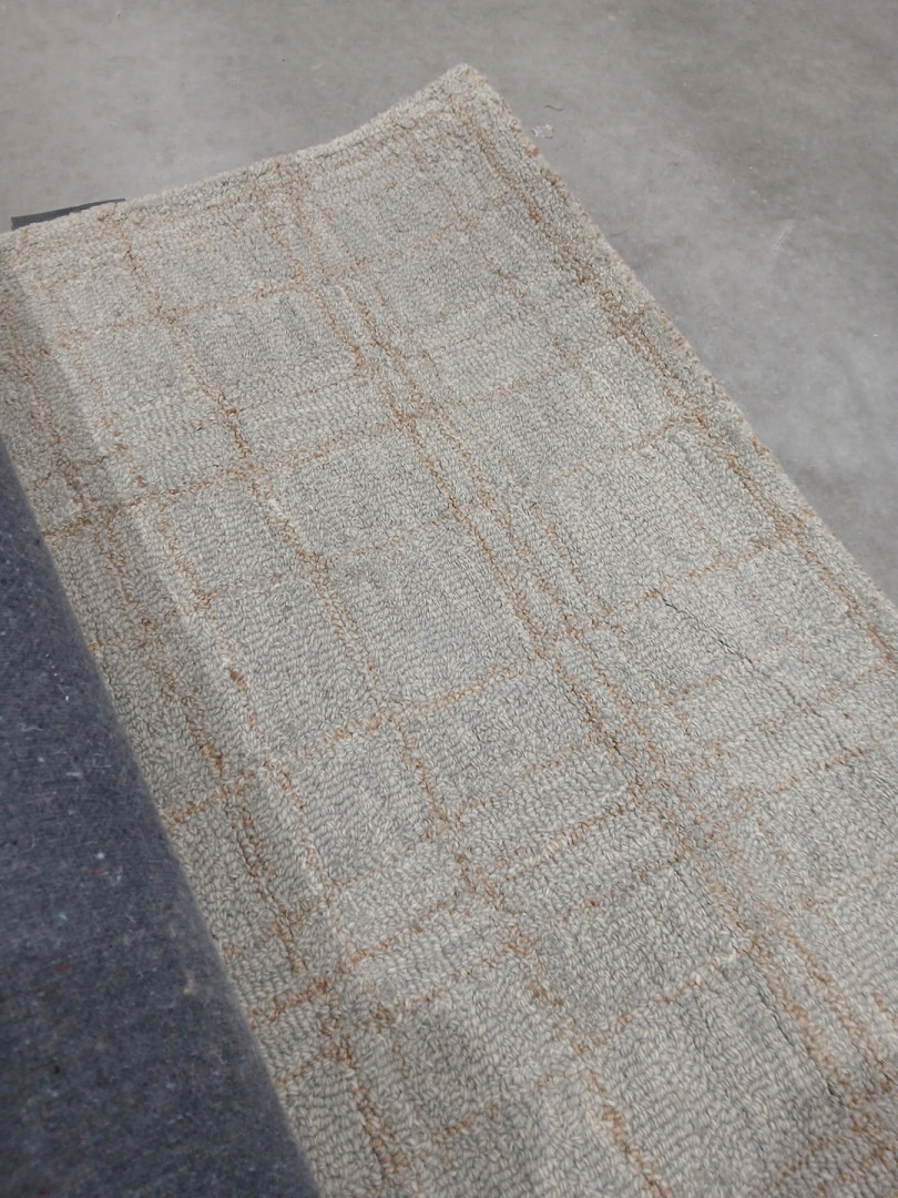 CHRIS LOVES JULIA  x Loloi Polly AREA runner RUG - 2ft 6" x 7ft6"   - FOG/WHEAT image 3