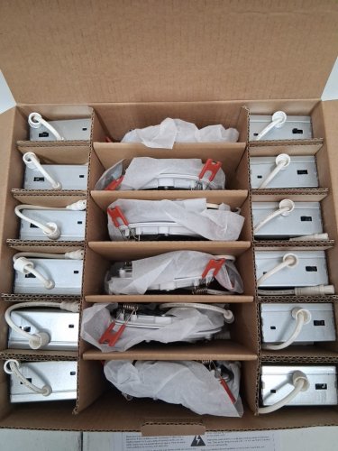12Pk globe led recessed lighting kit - 820lm - 10w - 4" - white image 4