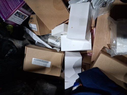 assorted MIXED item MYSTERY PALLET - VARIOUS PRODUCTS - aprox 300+ - (pallet #42) image 8