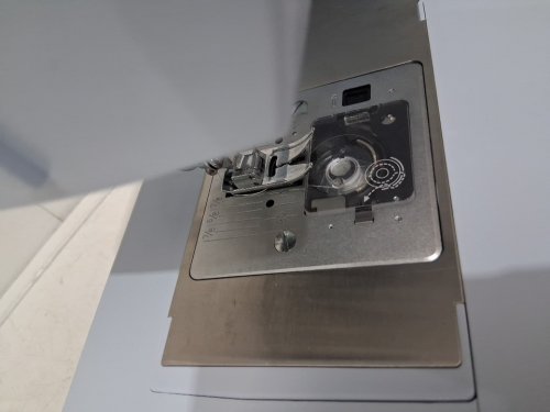 SINGER Heavy Duty High Speed Sewing Machine - GREY (MODEL: HD4423) image 3