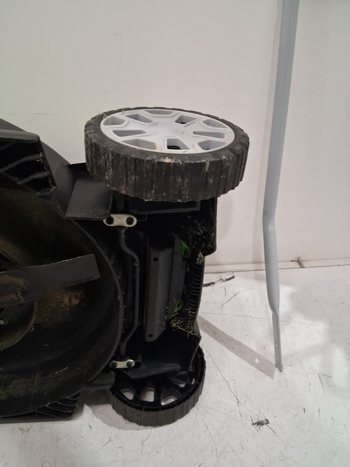 greenworks corded electric lawn mower - 14" - 9AMP - black/green (model: lma123) image 6