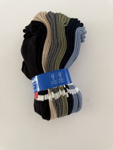 12PR BOY'S TRIMFIT SEAMLESS TOE SOCKS - SHOE SIZE 11-4 - ARROTED COLOURS (STYLE: 2195001) image 2