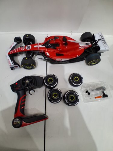 Maisto Tech RC F1 Ferrari SF-23 remote control vehicle - 1:25 - red (model:82357) image 3