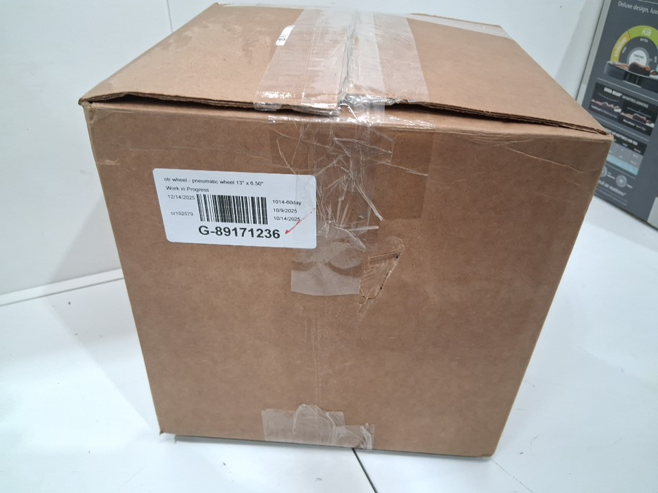 OTR SEMI-PNEUMATIC FLEX SMOOTH TIRE - 13X6.50-6 - 13" X 6.5" - BLACK image 2