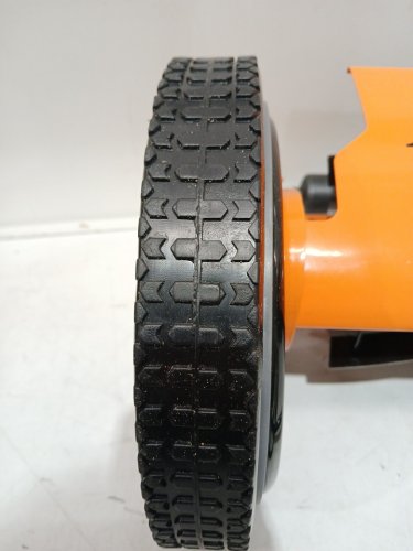 lawnmaster 5-blade push reel law mower - 16" Width - orange/black (model: lmrm1602) image 4