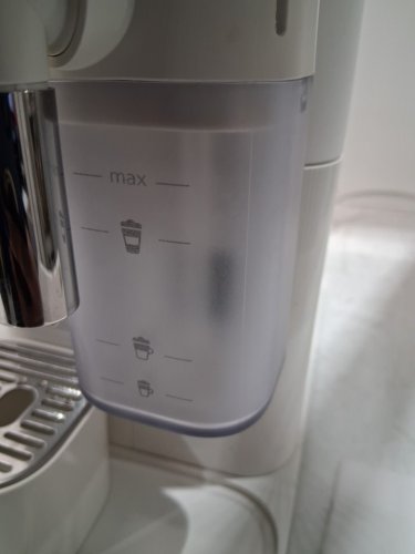 NESPRESSO BY DELONGHI LATTISSIMA ONE TOUCH ESPRESSO MACHINE WITH ONE TOUCH FRESH MILK SYSTEM - 120V - PORCELAIN WHITE - (MODEL: EN510WCA) image 6