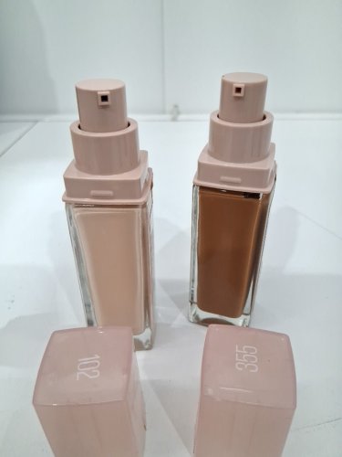 2pc maybelline new york plump and glow foundations - 30ml each - 102/355 image 3