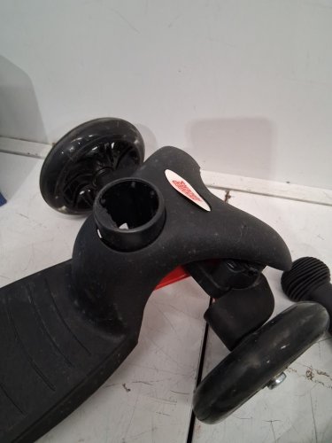Rugged Racers Mini Deluxe 3 Wheel Kick Scooter with Led and Adjustable Height 22" -27"-RED/BLACK (MODEL:BH19894) image 4