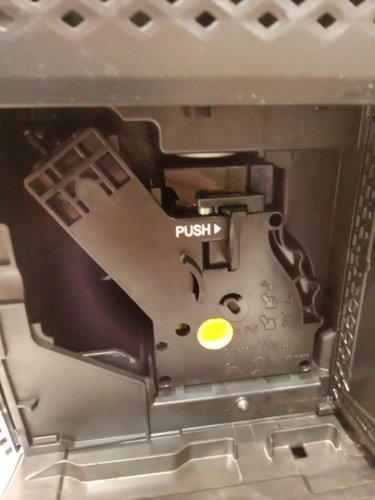 Philips lattego 3300 series fully automatic ESPRESSO MACHINE WITH BUILT-IN GRINDER - BLACK (MODEL: ep3341/50) image 9