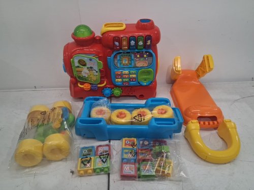 kids VTech Sit-to-Stand Ultimate Alphabet Train toy - Red/green/blue (model: ‎80-181901) image 3