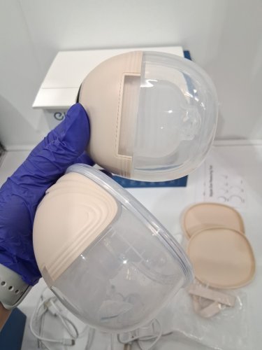 dr bash wearable breast pump s1 electric hands free with heating technology portable cahrging case and app control - beige (model: s21) image 4