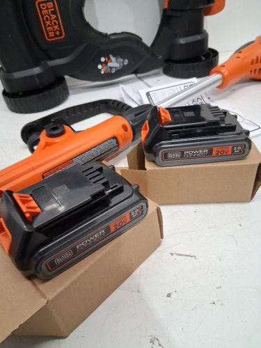 BLACK+DECKER 3-IN-1CORDLESS  STRING TRIMMER, EDGER, and LAWN MOWER with 2 batteries, and charger - 6.5 AMP - ORANGE/BLACK (MODEL : MTC220/lst220) image 8
