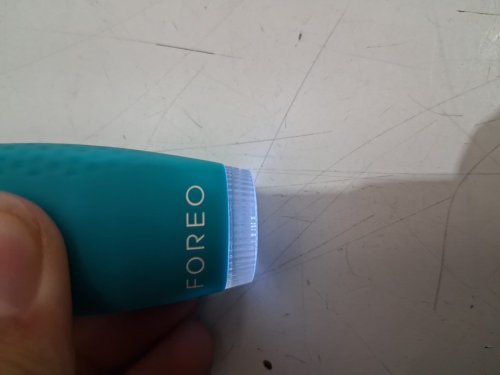 FOREO ISSA™ 4 Sensitive Electric Sonic Toothbrush Set - Mint image 2