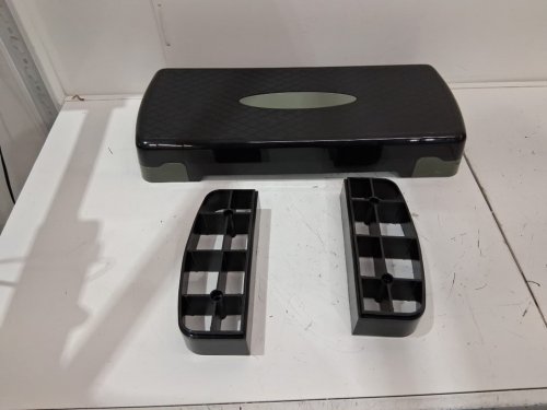 AMAZON BASICS Aerobic Exercise Step Platform, Adjustable Workout Stepper At Home - green/black image 3