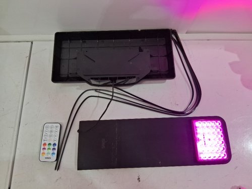 Sansi SOLAR POOL LIGHTS FOR STEEL WALL ABOVE GROUND POOLS - RGB- 4 MODE LED LIGHTS - 5W - 4000mAH (MODEL: C21SD017) image 4