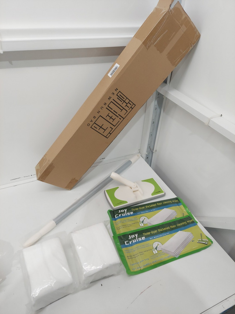 JoyCruise sweeper 2-in-1 dry/wet floor cleaning mop kit with 40 dry cloths & 6 wet cloths - retractable handle: 31" - 51" - green/white image 6