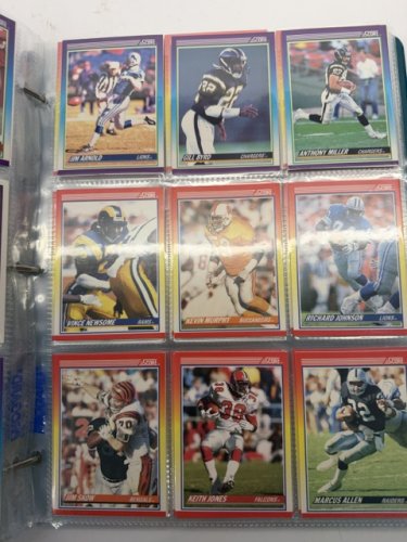 400+ APPROX ASSSTD 1990 SCORE NFL FOOTBALL CARDS image 10