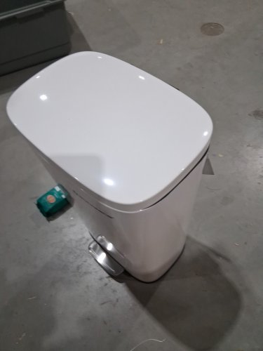 SONGMICS TRASH CAN WITH LID STAINLESS STEEL SMALL WASTE BIN - 8 GALLON - WHITE (MODEL: LTB102W01) image 6