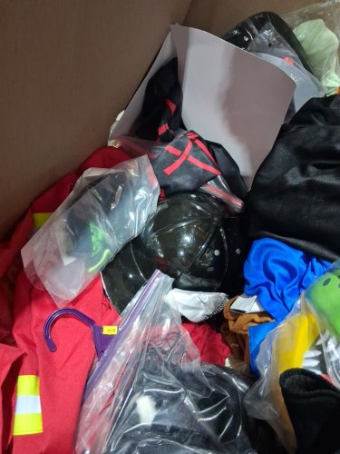 assorted MIXED item Halloween costume MYSTERY PALLET - VARIOUS costumes - aprox 150+ image 10