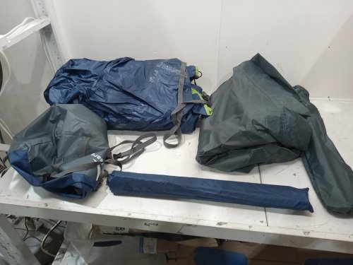three bears waterproof 6 person camping tent - 14ft 5" x 10ft x 6ft 4" - dark blue (model: lc03-6p) image 5