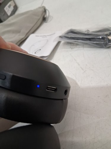 eaorul Active Noise Cancelling over ear bluetooth Headphones - 100H Playtime, Bluetooth, Built-in Mic (model: h30) image 4