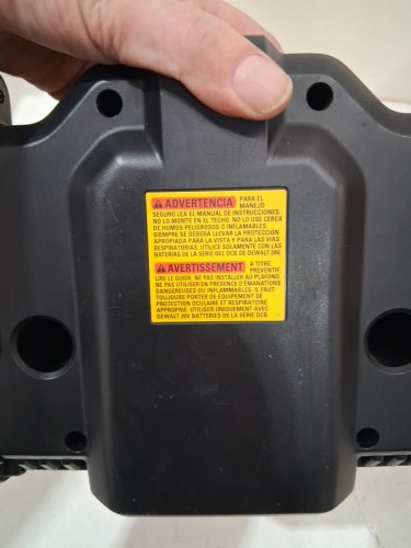 DEWALT CORDLESS 3 BLADE JOBSITE FAN - MAX 20V, UP TO 650 CFM **TOOL ONLY** - BLACK/YELLOW (MODEL: DCE512B) image 8