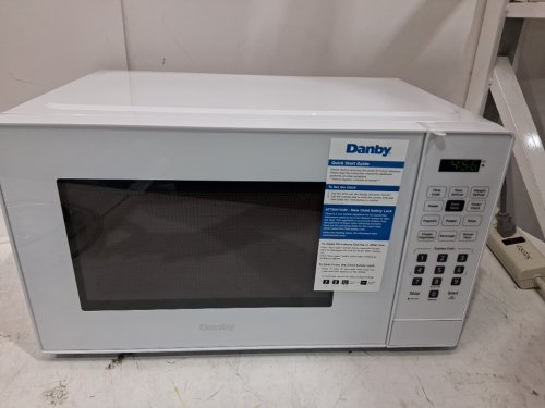 Danby Countertop Microwave with 10 Power Levels, 6 Auto-Cook Presets, Express Cook + 30 Sec, Auto Defrost & Child Lock, 0.9 Cu. Ft. 900Watts, White (MODEL: DBMW0921BWW) image 3