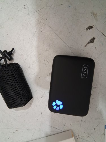 INIU POWERPAW SLIM POWER BANK with Flashlight - 10000MAH - BLACK (MODEL: ‎BI-B41) image 3