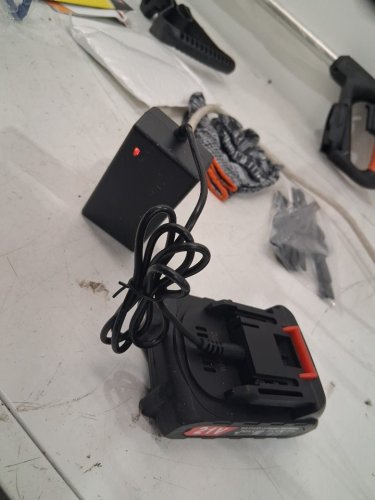 Lightweight Foldable Cordless electric weed whacker and accessories - Red/orange image 4