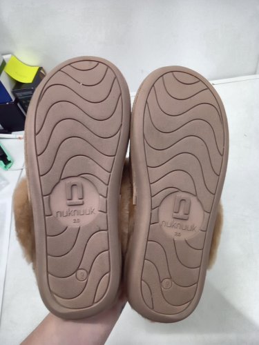 Women's NUKNUUK Harlow Slipper - SIZE 9 - dark BROWN (style: 3231008) image 4