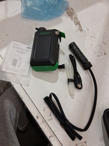 greeshow portable solar powered wireless water purifier with hard case - green/black (model:gs-2811) image 6