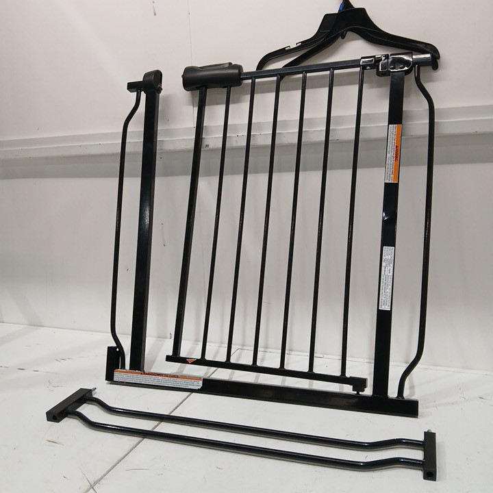 WAOWAO EXTRA WIDE PRESSURE MOUNT WALK THROUGH, SWING AUTO CLOSE SAFETY BABY GATE - 52.7" x 57.4" - BLACK METAL (MODEL: W046BLACK) image 4
