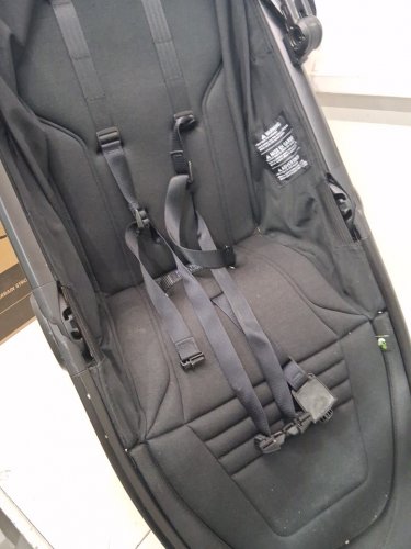 Baby jogger city mini gt3 all terrain stroller - holds 65lbs - rich black (model: 2216841) image 6