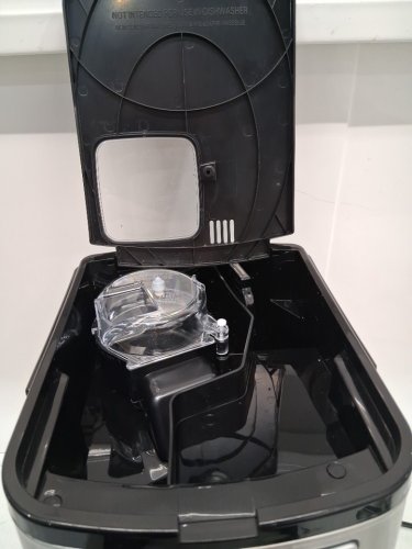 Cuisinart Automatic Grind and Brew Coffeemaker with 1-4 Cup Setting and Auto-Shutoff - 12 cups - Black/Stainless Steel (MODEL: DGB-400C) image 4