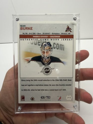 2004 EXHIBIT AUTHENTIC GAME WORN JERSEY PATCH SEAN BURKE PHOENIX COYOTES JUMBO CARD LIMITED EDITION 408/750 image 3