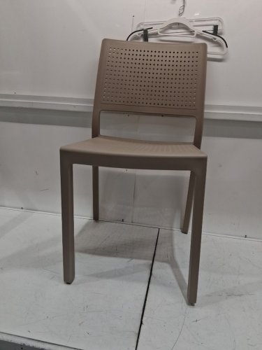 multipurpose Scab Commercial Stacking Chair - 300lbs cap - beige (model: 1975499) image 2