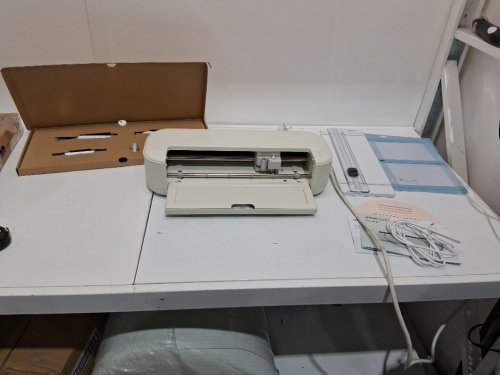 CRICUT Explore 5 Vinyl CUTTING MACHINE Essential Bundle - cream (MODEL: CXPL204C / 8003147) image 3