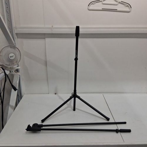 AMAZONBASICS FOLDING TRIPOD MICROPHONE STAND WITH BOOM ARM - 3FT TO 7FT - BLACK (MODEL: TMS130) image 4