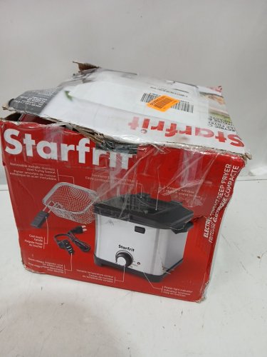 starfrit Compact Electric Deep Fryer with Quick-Release Magnetic Cord - 1.5L - 800W - stainless steel/black (model: 024610) image 2