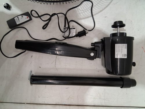 BLACK + DECKER STAND FAN WITH REMOTE - 16" DIAMETER - BLACK (MODEL: BFSR16B-01) image 4