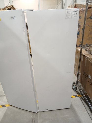arctic king compact Upright freezer - 56" x 22" x 22" - 7cu.ft. - white (model: aru07m2aww) image 9