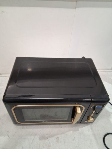 Frigidaire Retro Microwave Oven - 0.7CU.FT - 700W - retro Black/Gold (Model: EMW788-BLACKGLD) image 8