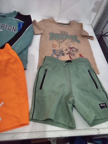 4 ASSORTED BOYS CLOTHES - SIZES 6-7 image 3