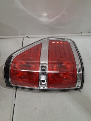 GENUINE FORD REAR TRUCK LAMP ASSEMBLY (MODEL: bl 34_13405_a) image 3