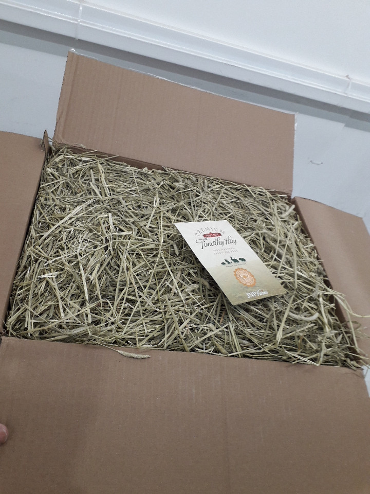 JNP FARMS PREMIUM FIRST CUT TIMOTHY HAY FOR SMALL PETS - 20LBS image 4
