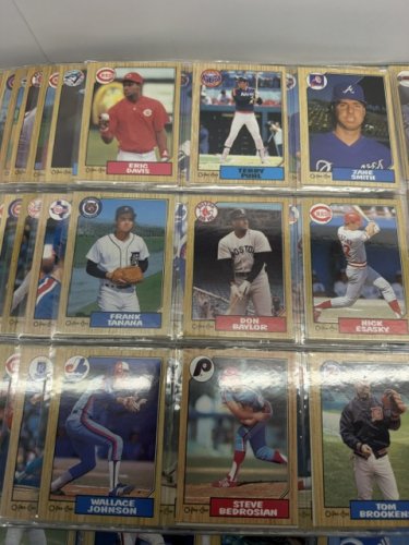 380 APPROX ASSSTD O-PEE-CHEE 1987 BASEBALL CARDS image 20