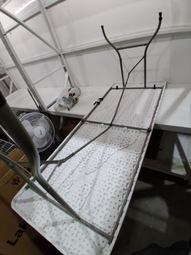 LAKHOW RECTANGULAR PLASTIC FOLDING TABLE WITH BUILT IN CARRY HANDLE - 6FT - WHITE/GREY (MODEL: LAKHOW-180CZ) image 5