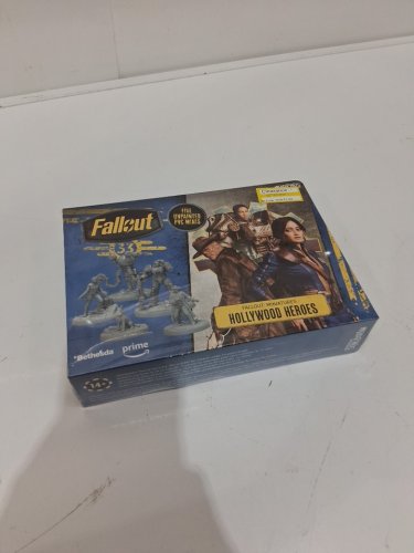 5PC fallout hollywood heroes pvc miniatures (model: muh1620138) image 2