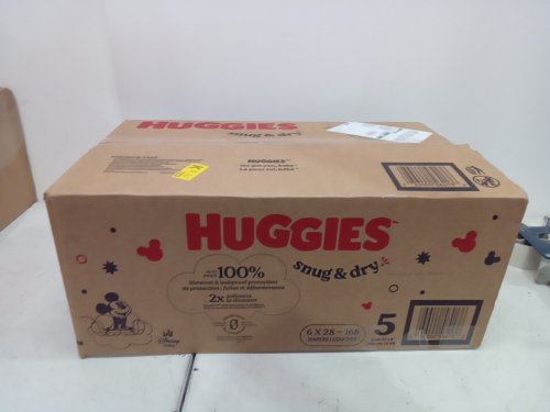 168PK HUGGIES SNUG & DRY BABY DIAPERS - SIZE 5 (27+ LBS) image 2