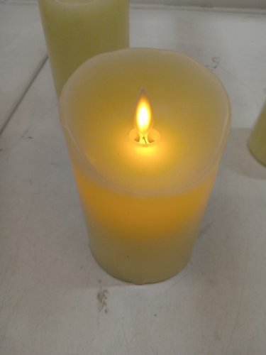 3PC LED FLAMELESS CANDLES WITH REMOTE - 5"/6"/7" - YELLOW image 4